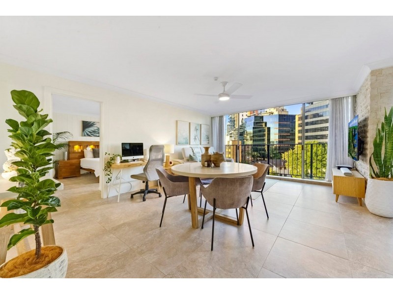 4b/2 Riverview Prd, Surfers Paradise QLD 4217