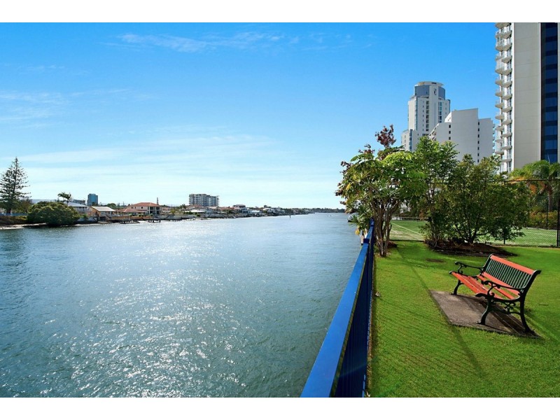 4b/2 Riverview Prd, Surfers Paradise QLD 4217