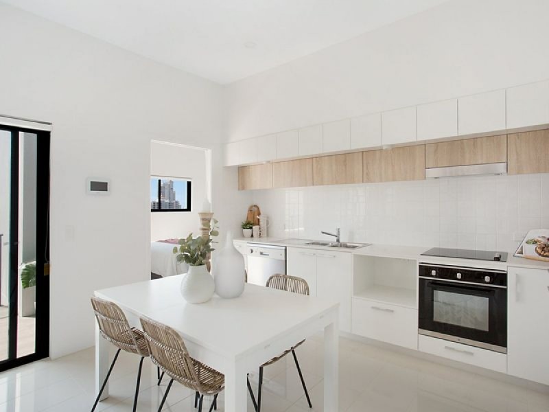 705/9 Hooker Boulevard, Broadbeach QLD 4218