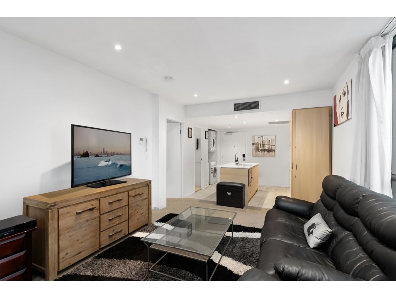 702/2663 Gold Coast Highway, Broadbeach QLD 4218
