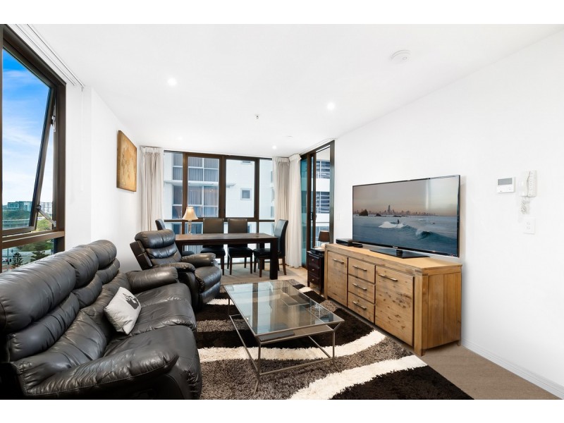 702/2663 Gold Coast Highway, Broadbeach QLD 4218