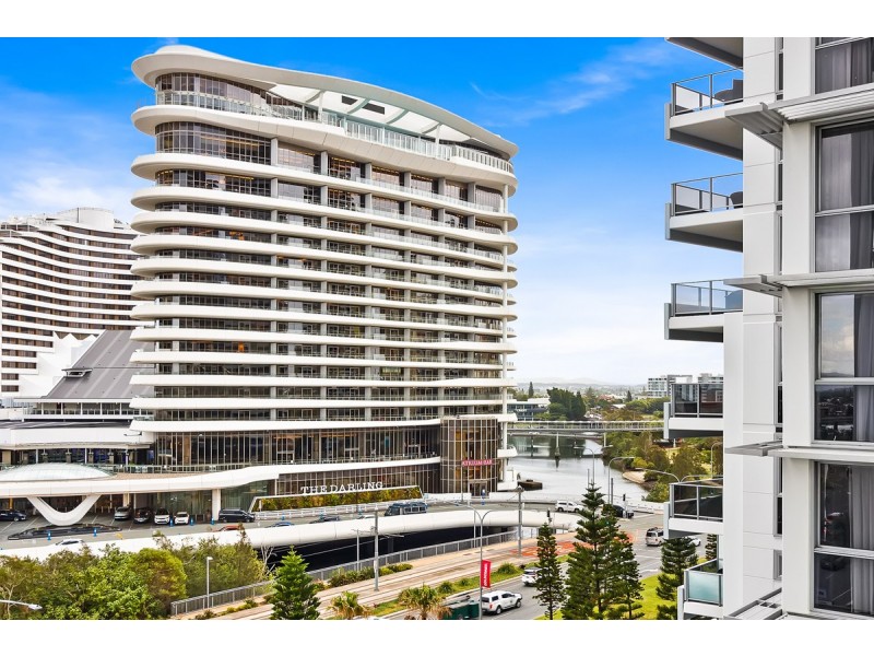 702/2663 Gold Coast Highway, Broadbeach QLD 4218