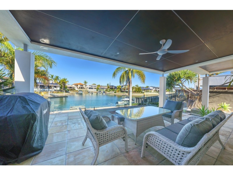 28 Tosti Street, Bundall QLD 4217