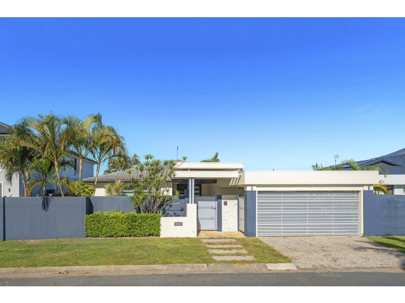 28 Tosti Street, Bundall QLD 4217