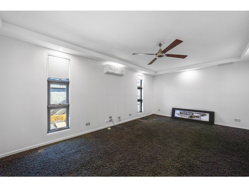 28 Tosti Street, Bundall QLD 4217