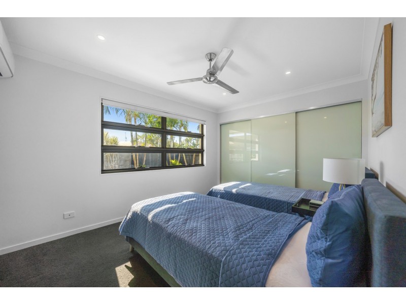 28 Tosti Street, Bundall QLD 4217