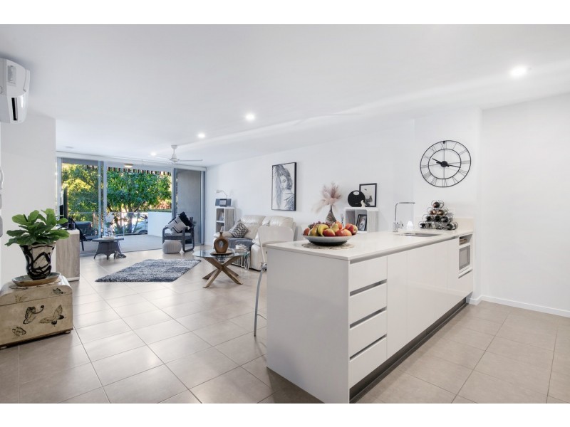 2101/1-7 Waterford Court, Bundall QLD 4217