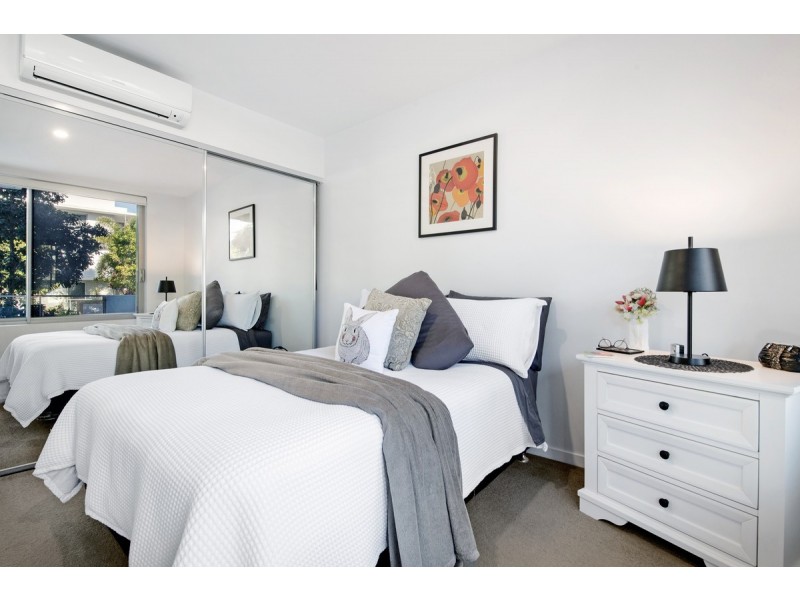 2101/1-7 Waterford Court, Bundall QLD 4217