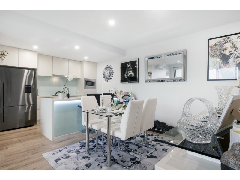 6102/31 Bourton Road, Merrimac QLD 4226
