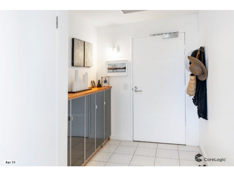 2301/33 T E PETERS Drive, Broadbeach Waters QLD 4218