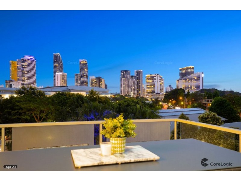 2301/33 T E PETERS Drive, Broadbeach Waters QLD 4218