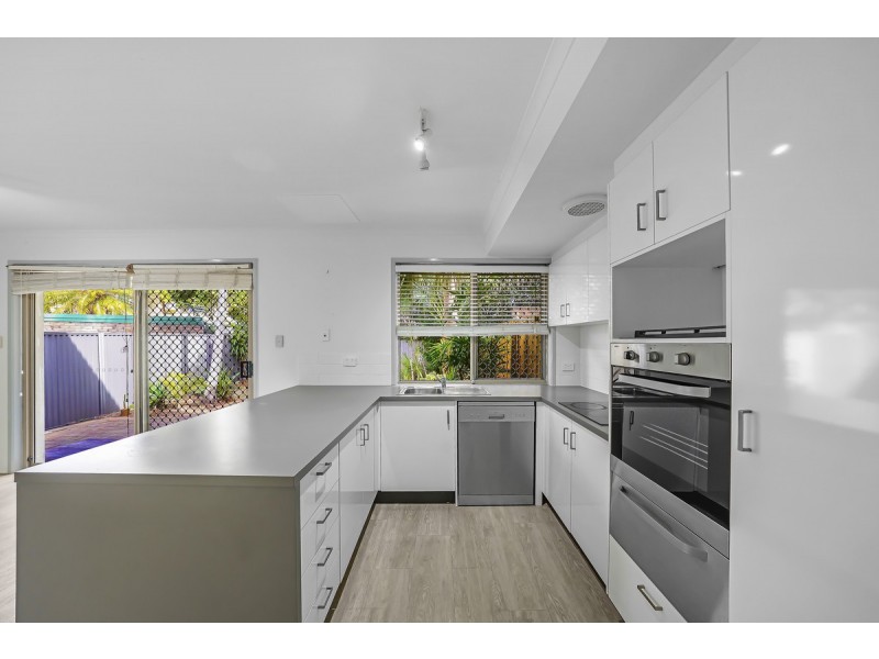 7/40 Sunbird Street, Burleigh Waters QLD 4220