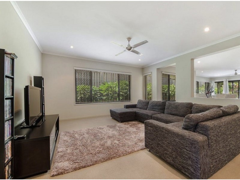 20 Starush Court, Upper Coomera QLD 4209