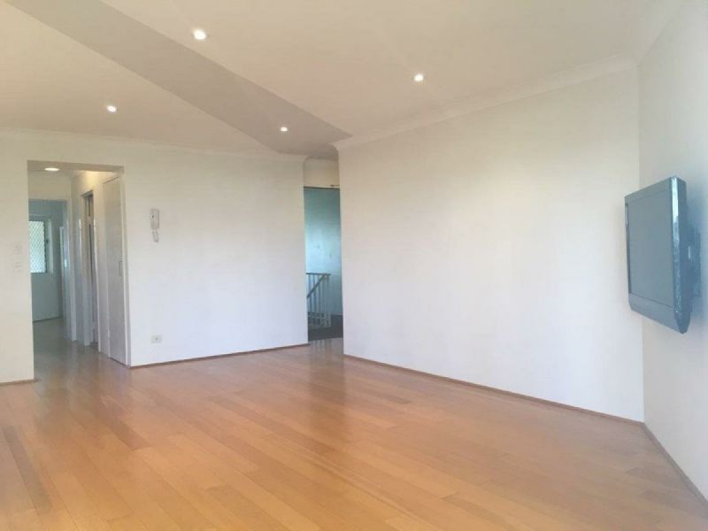 40/42 Beach Parade, Surfers Paradise QLD 4217