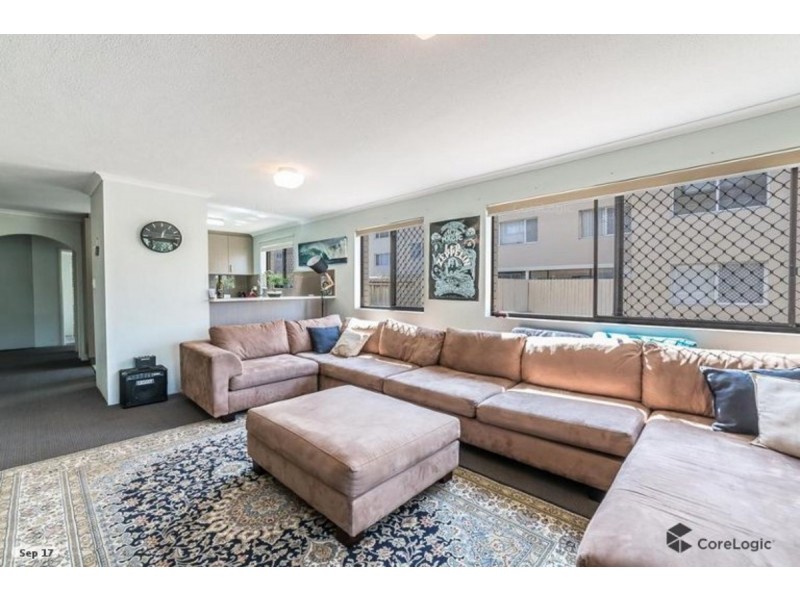 1/152 Surf Parade, Broadbeach QLD 4218