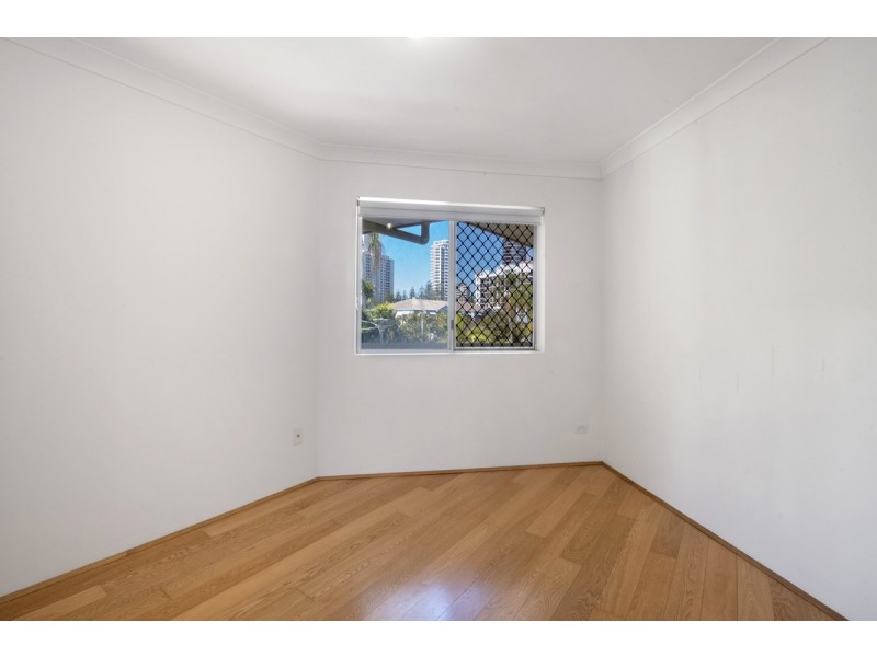 40/42 Beach Parade, Surfers Paradise QLD 4217
