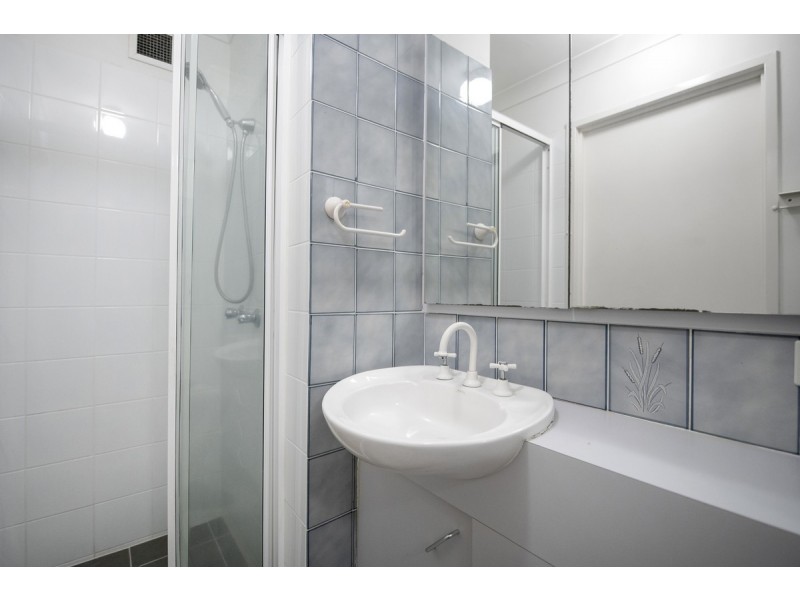 40/42 Beach Parade, Surfers Paradise QLD 4217