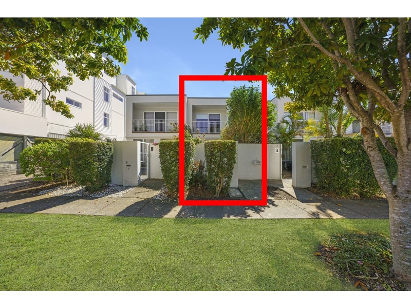 2/7 Sunset Boulevard, Surfers Paradise QLD 4217