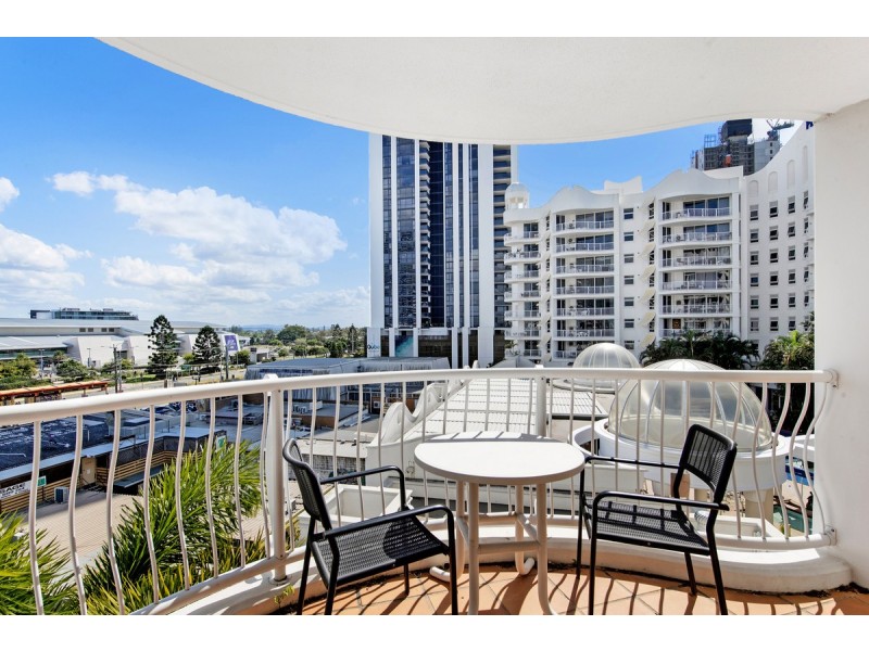 1402/24 Queensland Avenue, Broadbeach QLD 4218