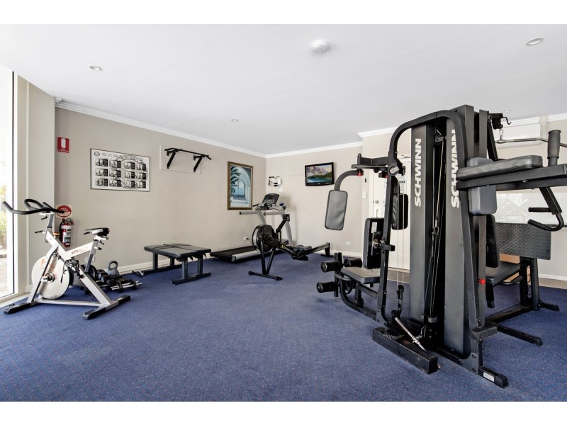 2/103 Salerno Street, Surfers Paradise QLD 4217