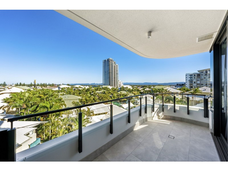 401/4-6 Alexandra Avenue, Mermaid Beach QLD 4218