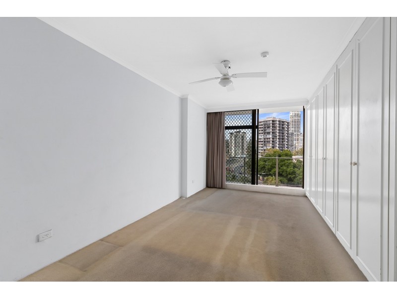 51/33 Thornton Street, Surfers Paradise QLD 4217