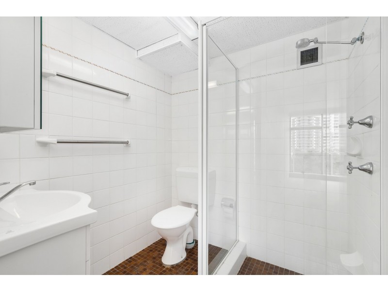 51/33 Thornton Street, Surfers Paradise QLD 4217