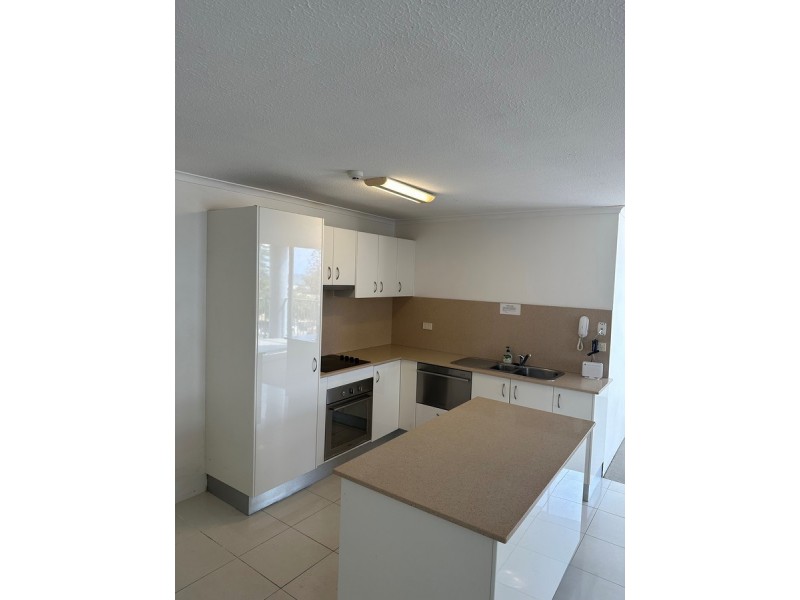 15/155 Old Burleigh Road, Broadbeach QLD 4218