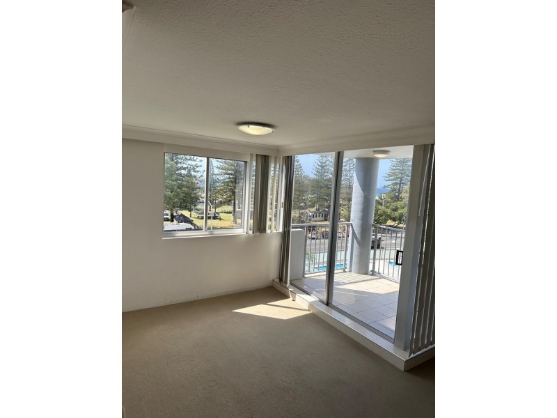 15/155 Old Burleigh Road, Broadbeach QLD 4218