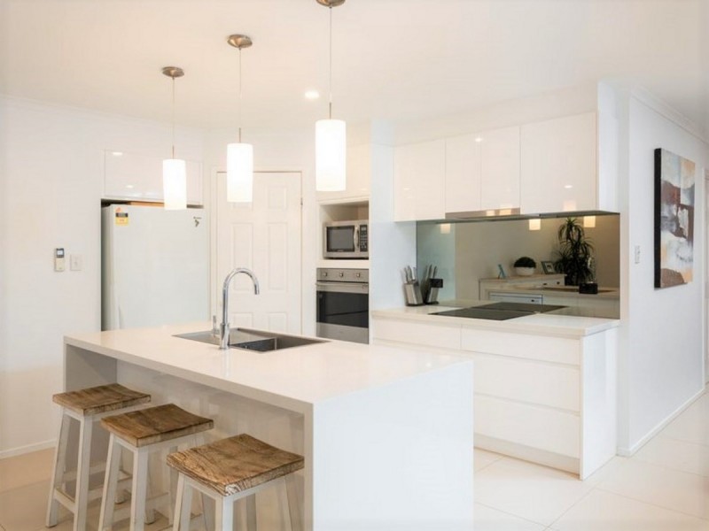 4 Harpullia Rise, Burleigh Heads QLD 4220