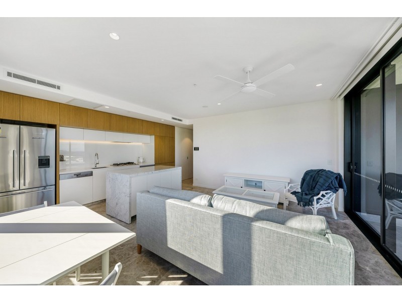 701/4-6 Alexandra Avenue, Mermaid Beach QLD 4218