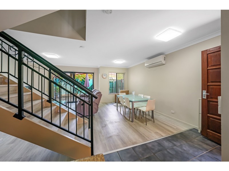 10/2 Geraldton Drive, Varsity Lakes QLD 4227