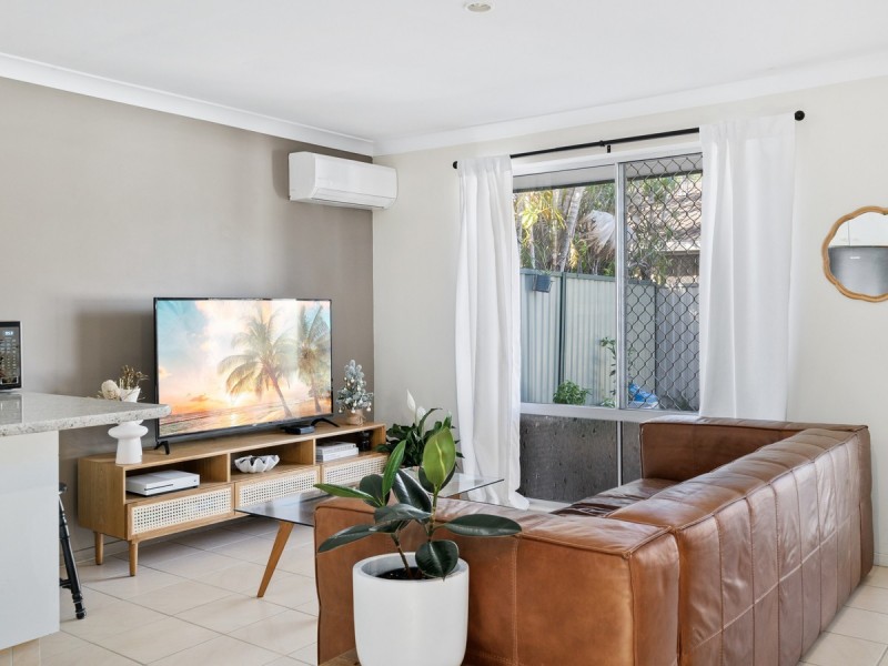 2/14 Snipe Street, Miami QLD 4220