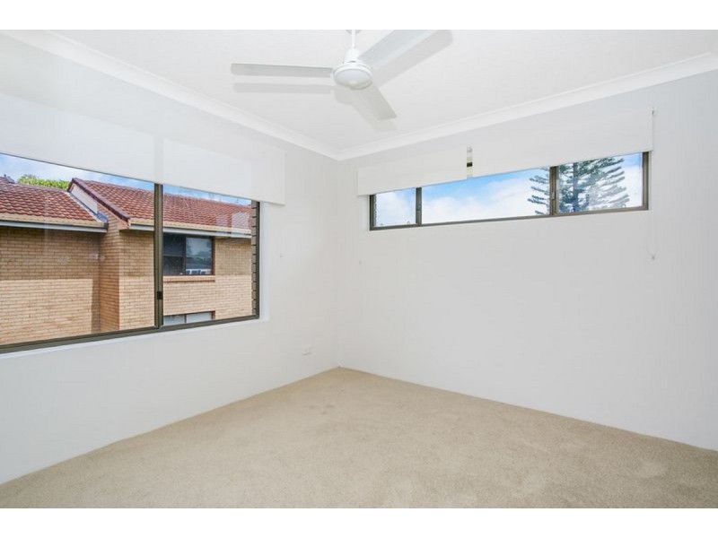 6/7 Lather Street, Southport QLD 4215