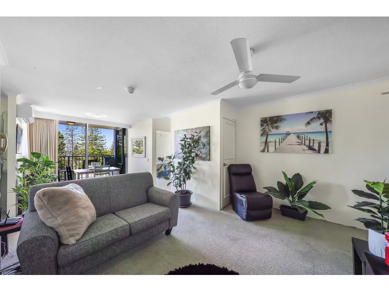 13/155 Old Burleigh Road, Broadbeach QLD 4218