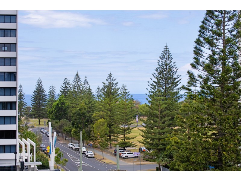 608/30 Surf Parade, Broadbeach QLD 4218