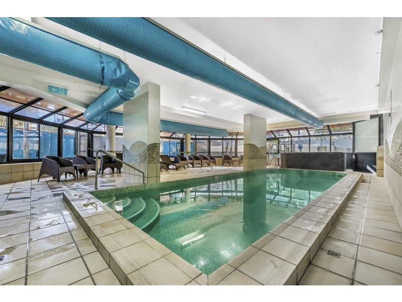 5E/1 Albert Avenue, Broadbeach QLD 4218