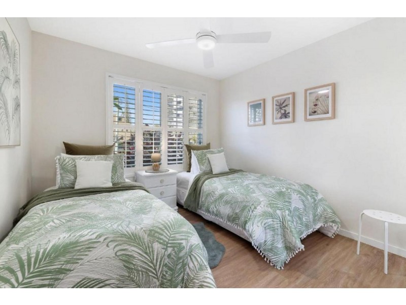 1/192 Ferny Avenue, Surfers Paradise QLD 4217