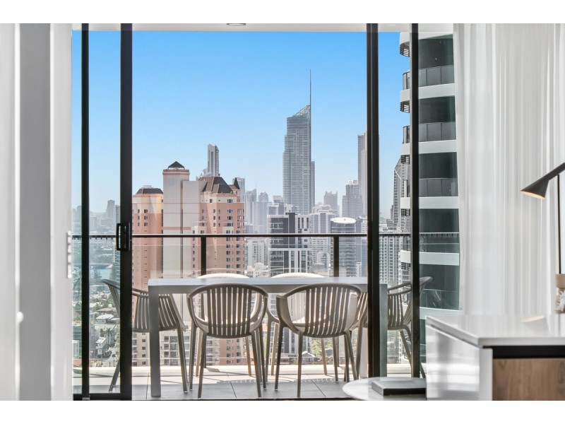 94/12-14 Elizabeth Avenue, Broadbeach QLD 4218