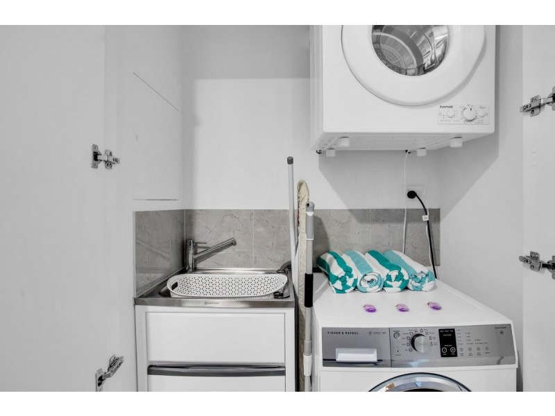 205/28-30 Second Avenue, Broadbeach QLD 4218