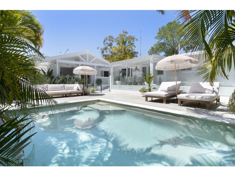 82 Currumburra Road, Ashmore QLD 4214