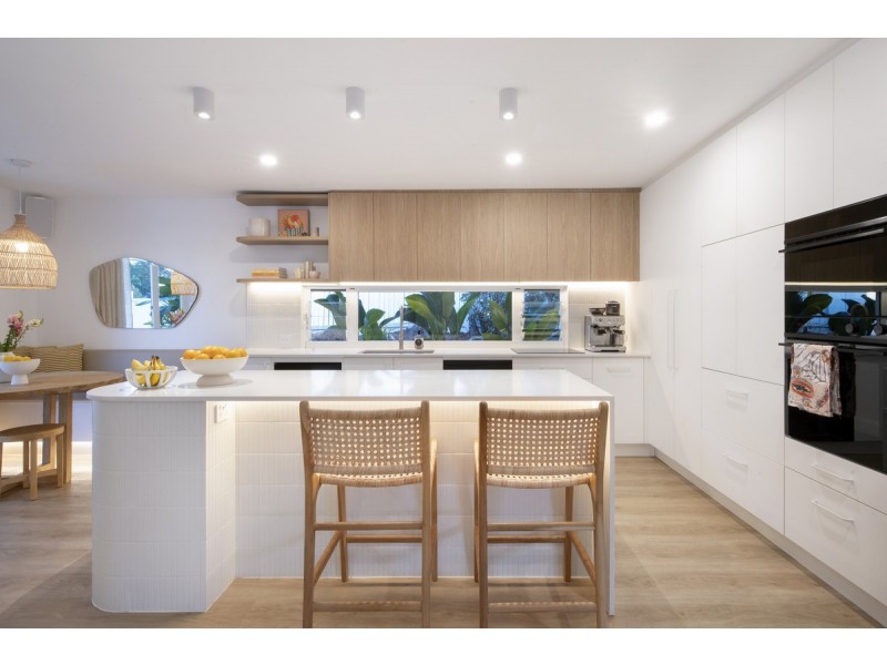 82 Currumburra Road, Ashmore QLD 4214
