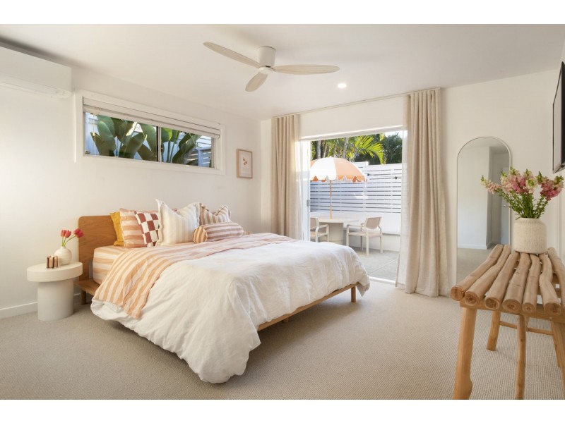 82 Currumburra Road, Ashmore QLD 4214
