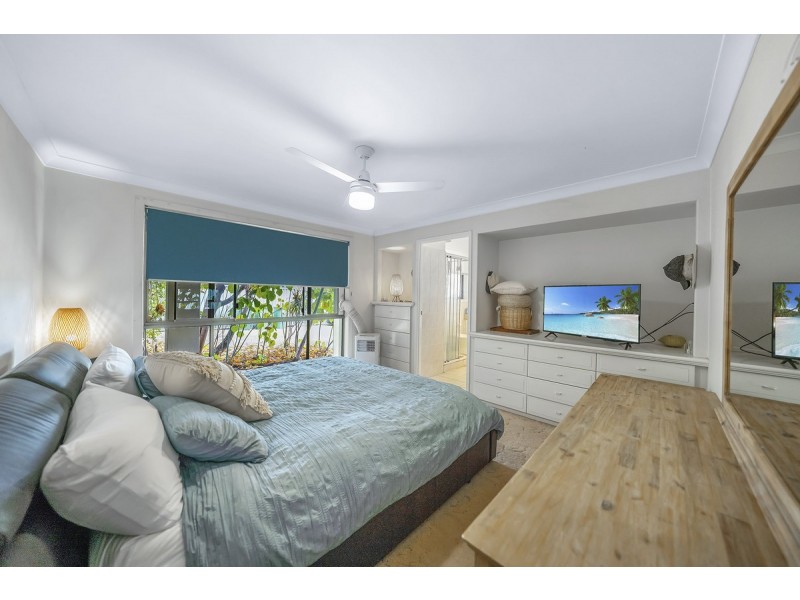 5 Carlingford Place, Robina QLD 4226