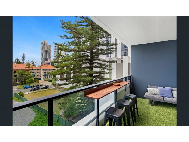 13/2729 Gold Coast Highway, Broadbeach QLD 4218