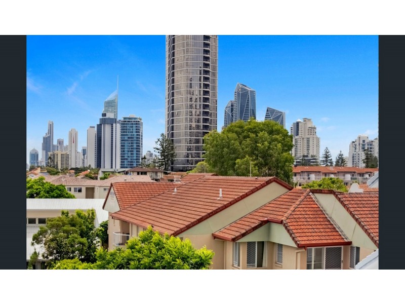 13/2729 Gold Coast Highway, Broadbeach QLD 4218