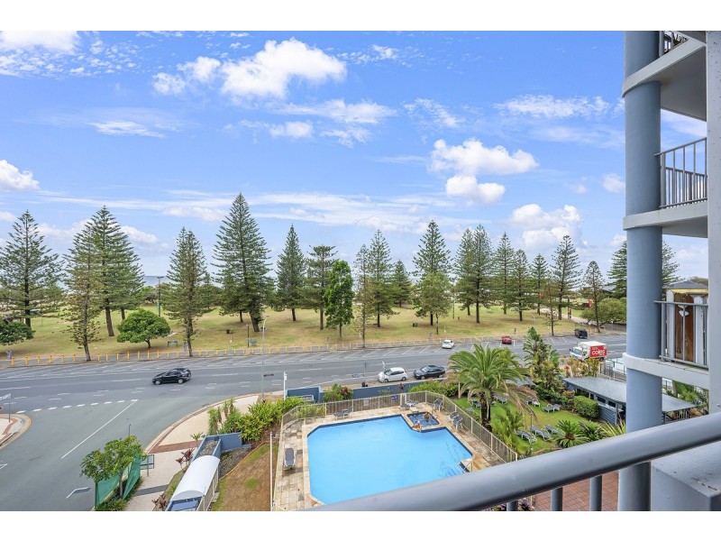 16/155 Old Burleigh Road, Broadbeach QLD 4218