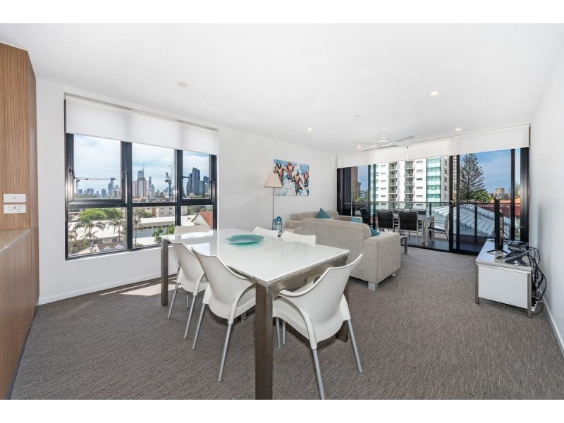 18/2729-2733 Gold Coast Highway, Broadbeach QLD 4218