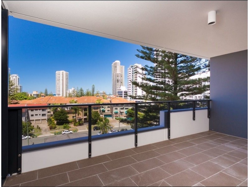 18/2729-2733 Gold Coast Highway, Broadbeach QLD 4218