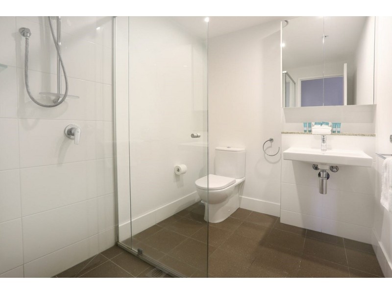 18/2729-2733 Gold Coast Highway, Broadbeach QLD 4218